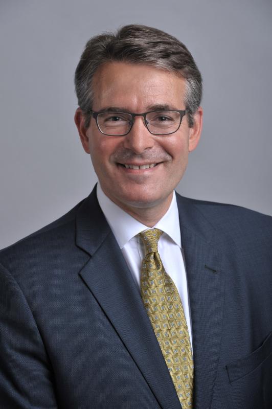 Cropped headshot of Peter Angelos